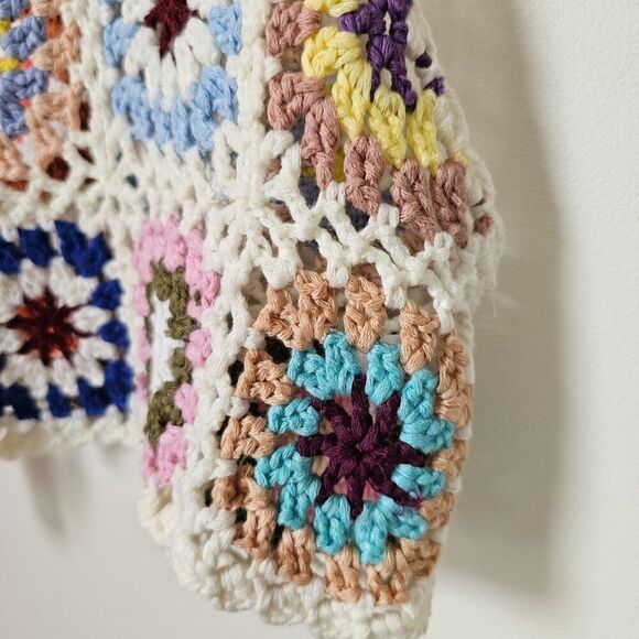 EUC DEBUT MULTICOLOR BOHO CROPPED CROCHET TOP SIZE SMALL / MED - Picture 10 of 14